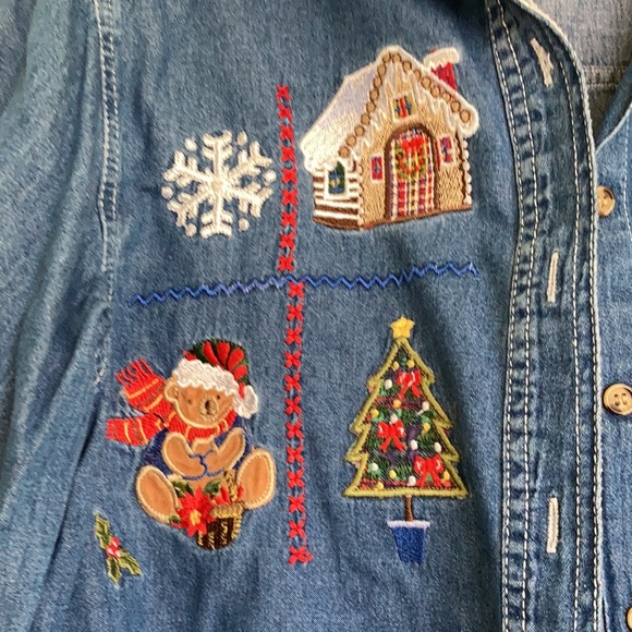 Bobbie Brooks Women’s Denim Holiday Shirt, Medium - Picture 2 of 7
